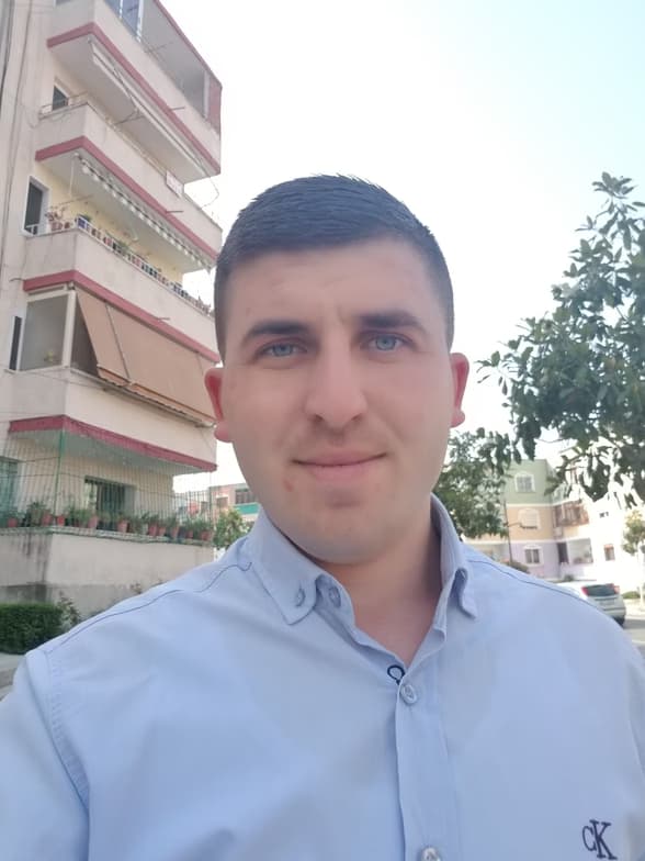 Profile photo of Meleq, Mathematics tutor at Wiingy