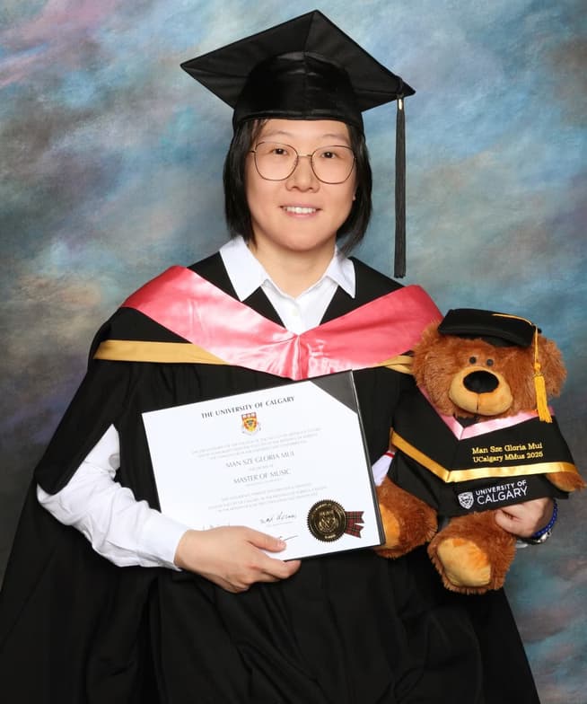 Graduation ceremony photo of Gloria