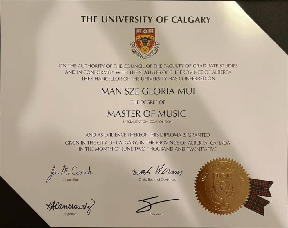 Verified degree or teaching certification of Gloria