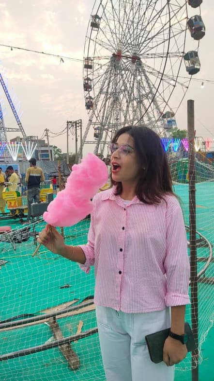 Travel snapshot of Priyanka during a trip