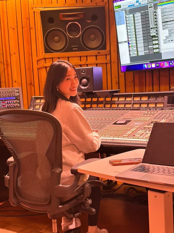 Profile photo of Lisa, Piano tutor at Wiingy