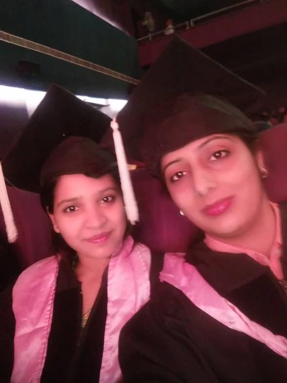 Graduation ceremony photo of Gurjeet