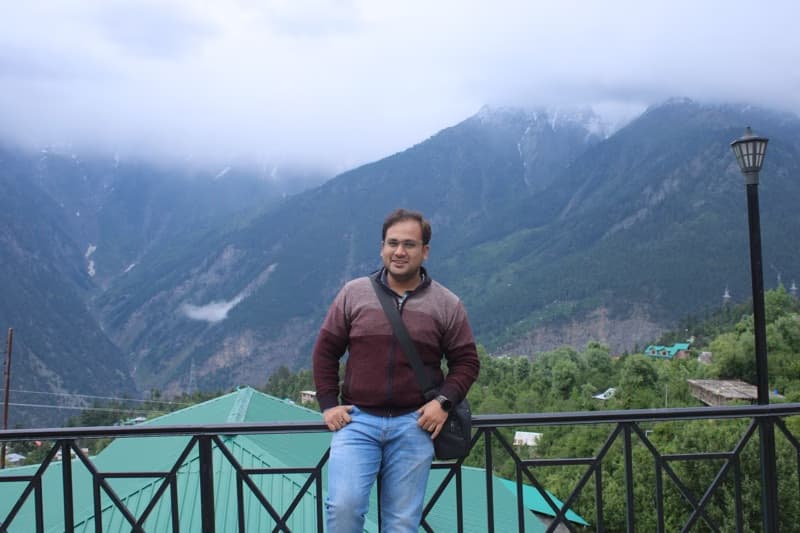 Travel snapshot of Aritra during a trip