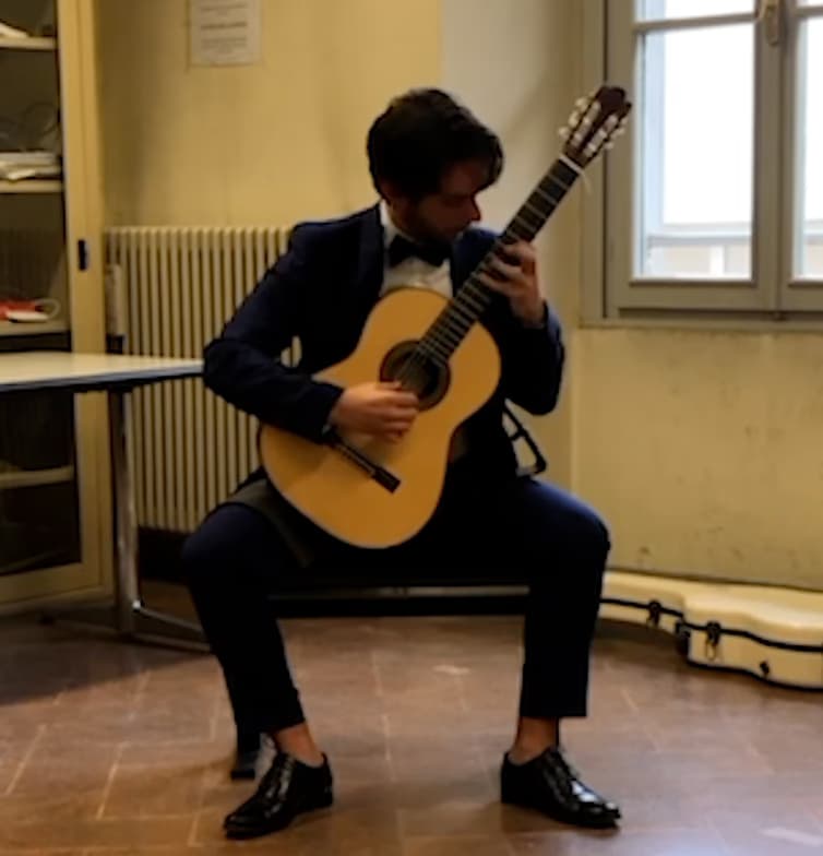 Graduation ceremony photo of Giacomo