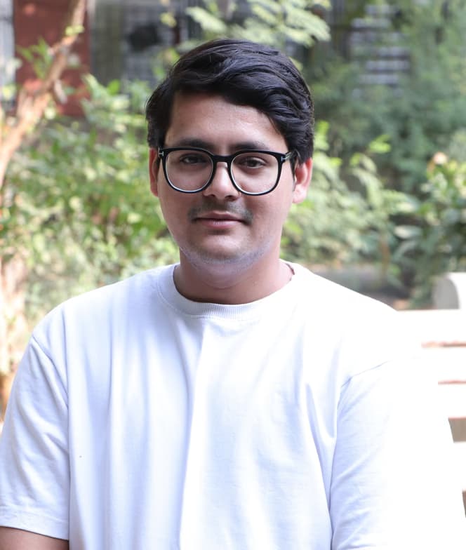 Profile photo of Tanveer Alam , Economics tutor at Wiingy