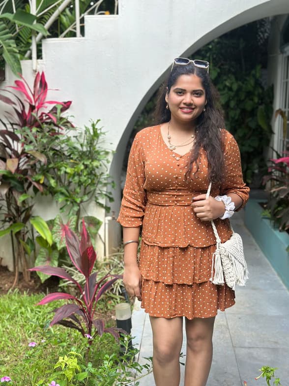 Profile photo of Garima, Physics tutor at Wiingy