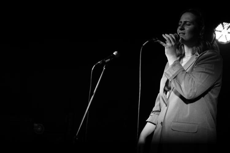 Profile photo of Gaby, Singing tutor at Wiingy