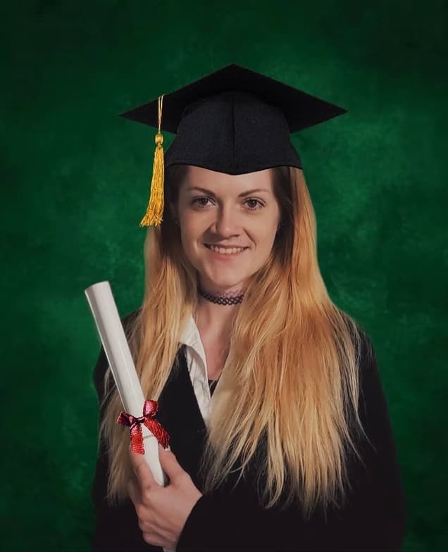 Graduation ceremony photo of Korina