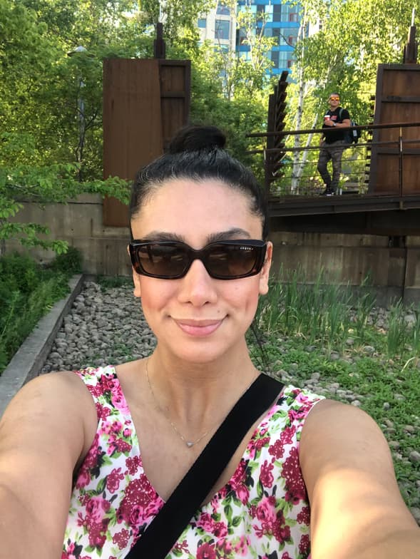 Travel snapshot of Shamira during a trip