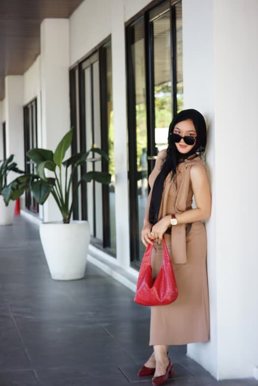 Travel snapshot of Liza Belle during a trip