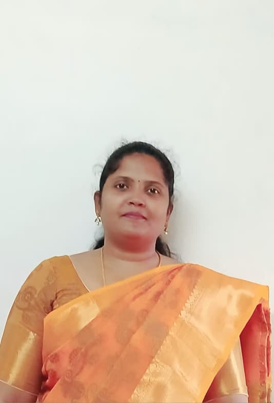 Profile photo of Bhavya, Mathematics tutor at Wiingy