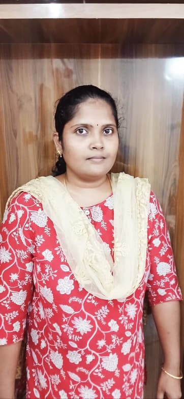 Profile photo of Bhavya, Mathematics tutor at Wiingy