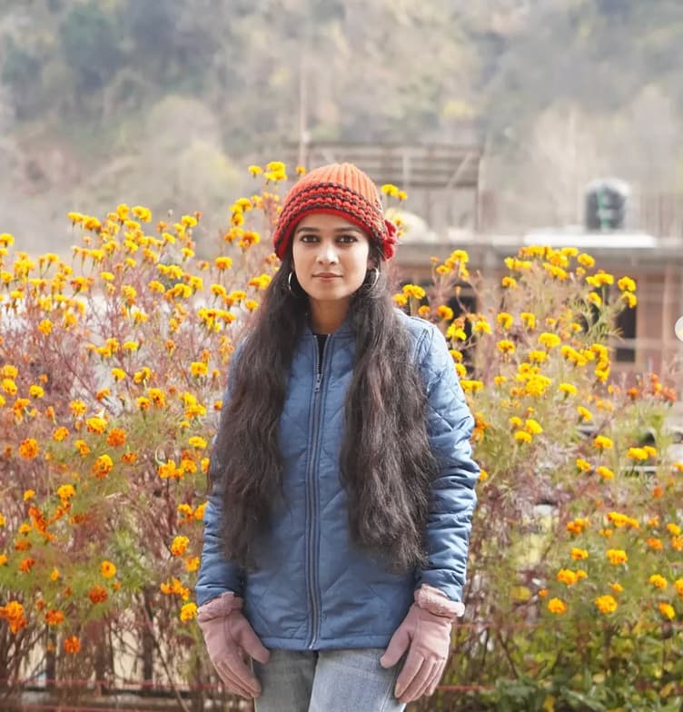 Travel snapshot of Kerri during a trip