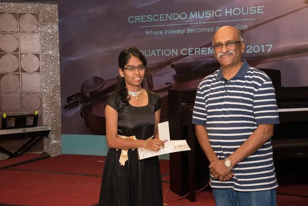 Graduation ceremony photo of Shiny