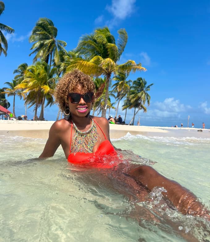 Travel snapshot of Deidra during a trip