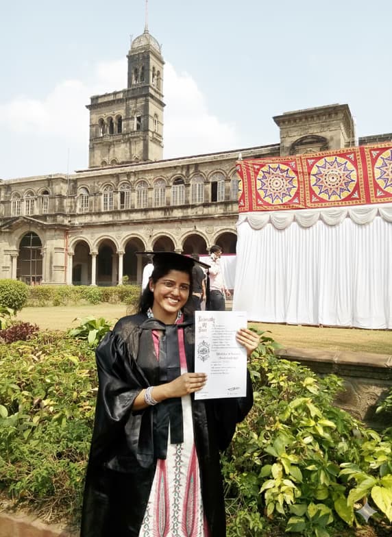 Graduation ceremony photo of Upasona