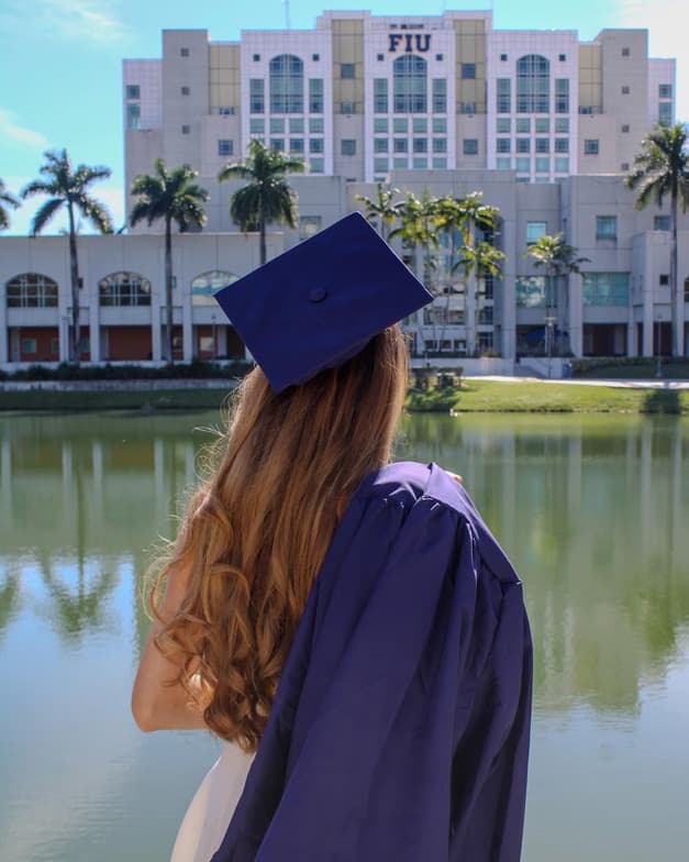 Profile photo of Samantha, Science tutor at Wiingy