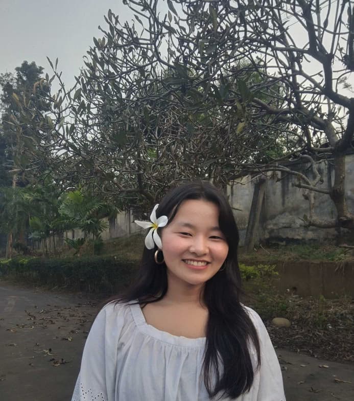 Profile photo of Eliawangle , Science tutor at Wiingy