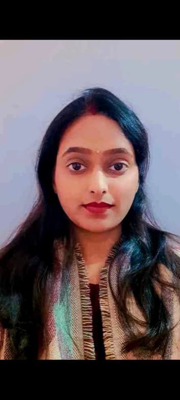 Profile photo of Chahat, Economics tutor at Wiingy