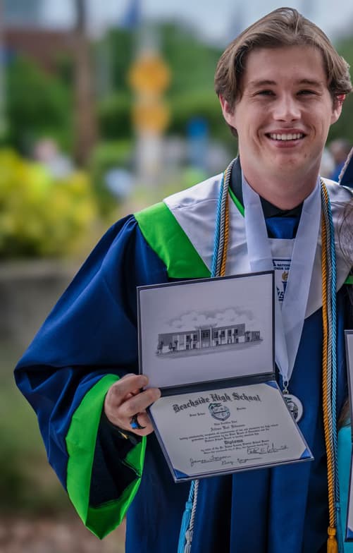 Graduation ceremony photo of Kai