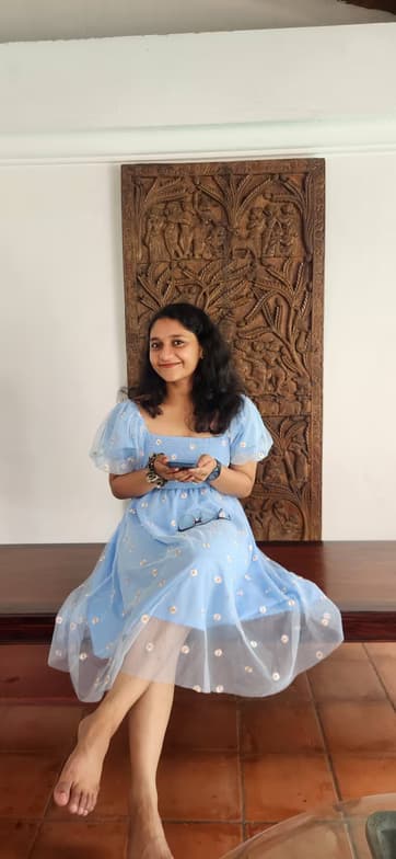 Travel snapshot of Nandini during a trip