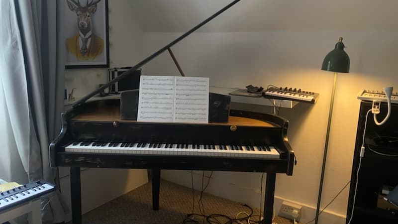 Piano learning materials by Denis