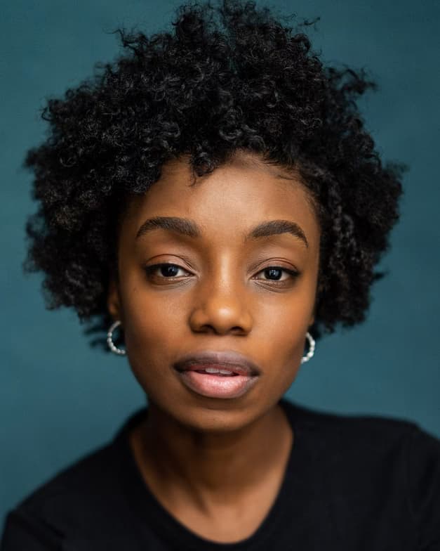 Profile photo of Amarra , Singing tutor at Wiingy