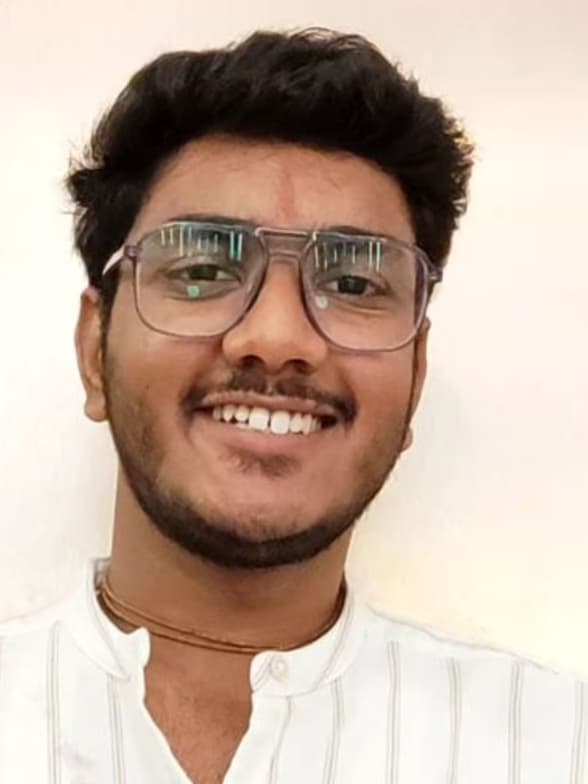 Profile photo of Avadesh , Computer Science tutor at Wiingy