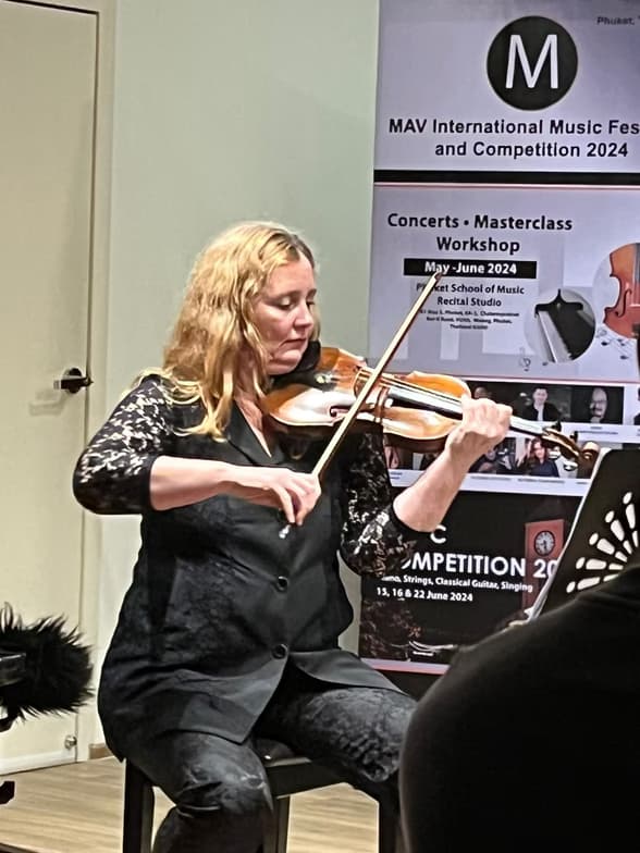 Digital pen-tab teaching notes by Anastasia