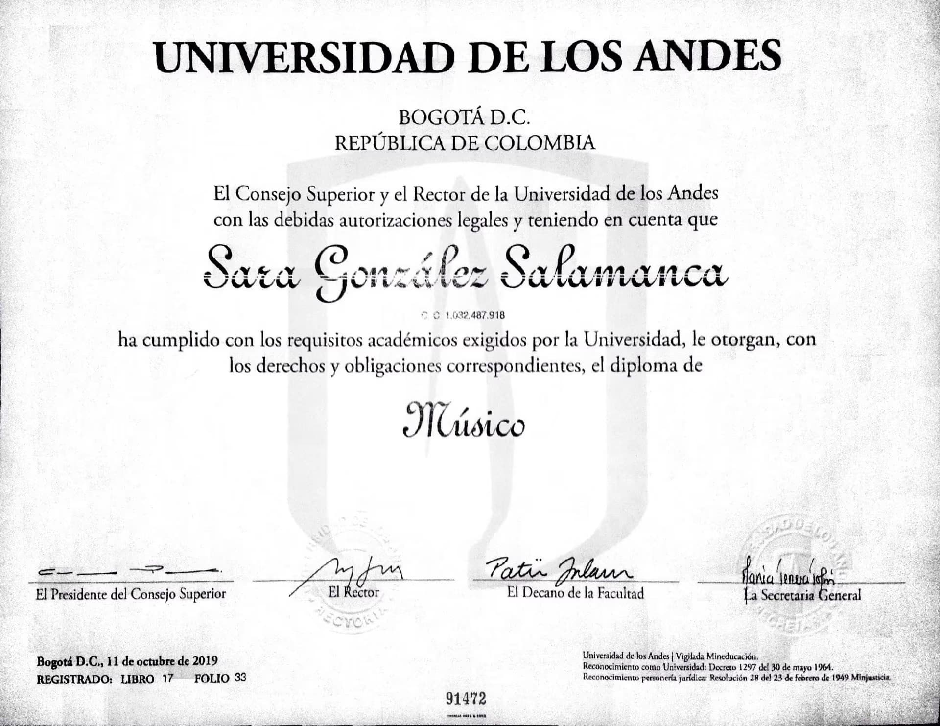 Sara graduated from Teatro Colsubsidio & EMMAT